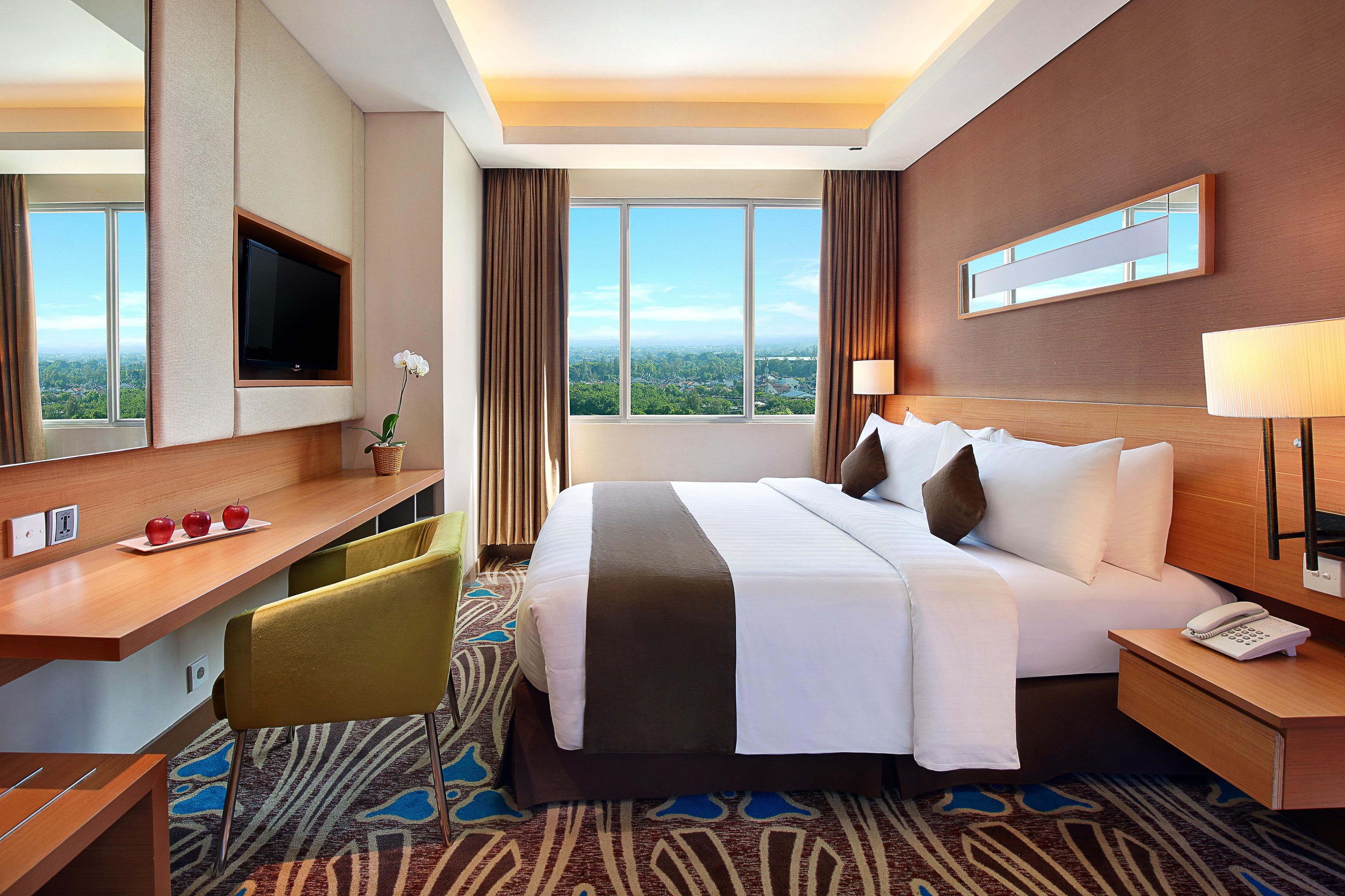 Aston Solo Hotel Екстериор снимка